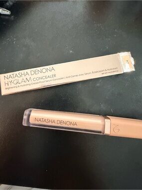 Natasha Denona Hy-Glam Concealer